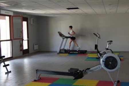 Joli Appartement T2 Dans Residence Avec Piscine, Hammam Et Parking Gratuits Каркассон Экстерьер фото