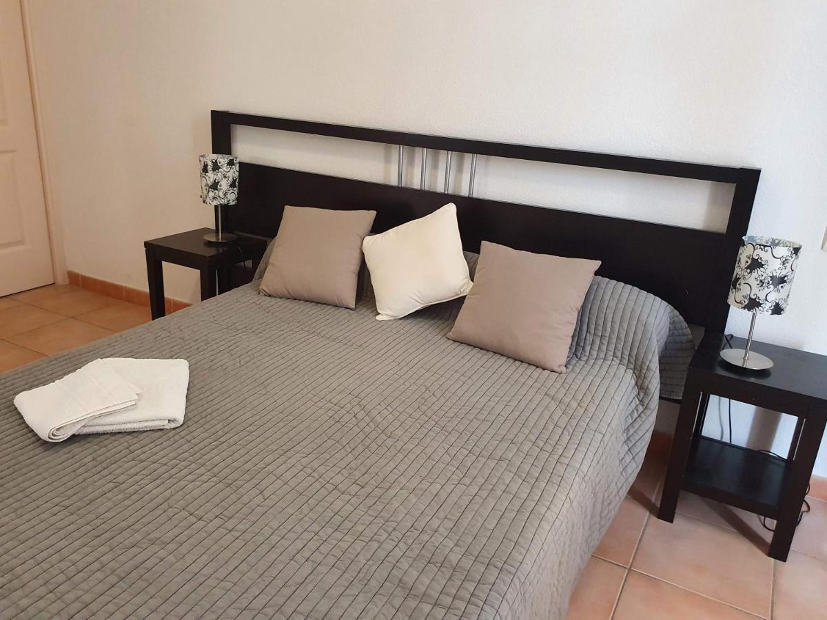 Joli Appartement T2 Dans Residence Avec Piscine, Hammam Et Parking Gratuits Каркассон Экстерьер фото