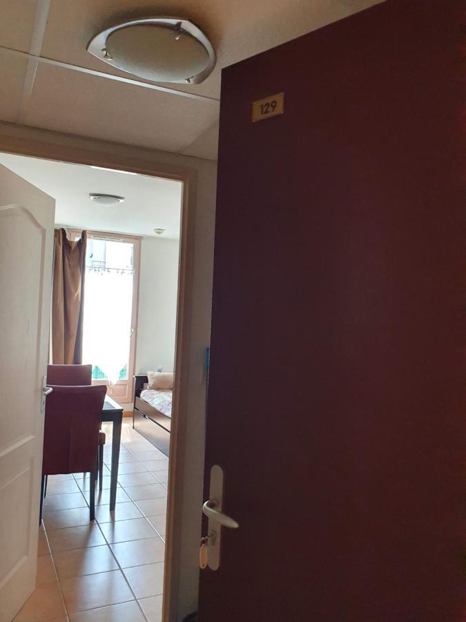 Joli Appartement T2 Dans Residence Avec Piscine, Hammam Et Parking Gratuits Каркассон Экстерьер фото