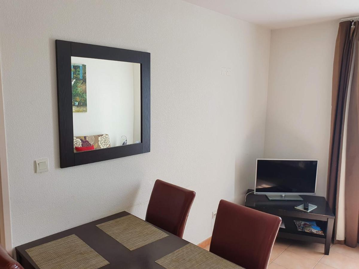 Joli Appartement T2 Dans Residence Avec Piscine, Hammam Et Parking Gratuits Каркассон Экстерьер фото